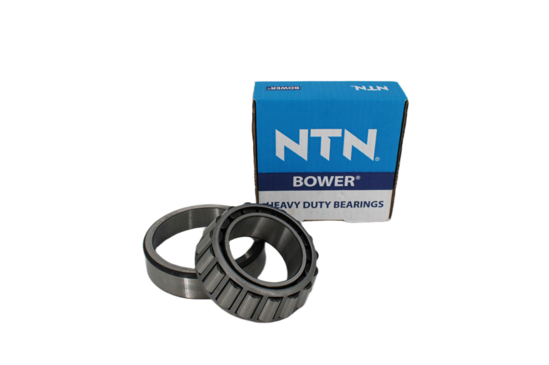 Heavy duty truck wheel bearing selection guide showing tapered roller bearing sets for commercial vehicles